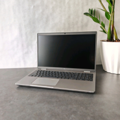 Laptop Dell Latitude 5521 i7 2.5 11850H 16GB 256GB SSD 15.6" FHD Windows 11 Pro Refurbished Klasa A [POLEASINGOWY]