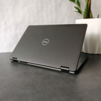 Laptop Dell Latitude 5300 2in1 i5-8265U 16GB 256GB SSD 13.3" FHD Windows 11 Pro Refurbished Klasa A [POLEASINGOWY]