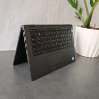 Laptop Dell Latitude 5300 2in1 i5-8265U 16GB 256GB SSD 13.3" FHD Windows 11 Pro Refurbished Klasa A [POLEASINGOWY]