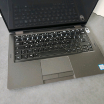Laptop Dell Latitude 5300 2in1 i5-8265U 16GB 256GB SSD 13.3" FHD Windows 11 Pro Refurbished Klasa A [POLEASINGOWY]