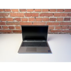 Laptop Dell Latitude 5530 i5 1245U 16GB 512GB SSD 15.6 FHD Windows 11 Pro Refurbished Klasa A [POLEASINGOWY]